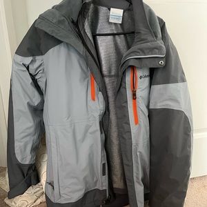 Lightly worn Columbia ski/winter coat